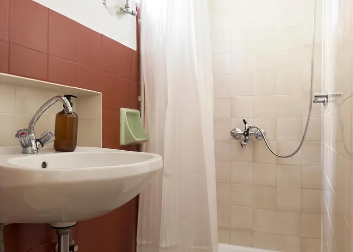 アパート Endretro