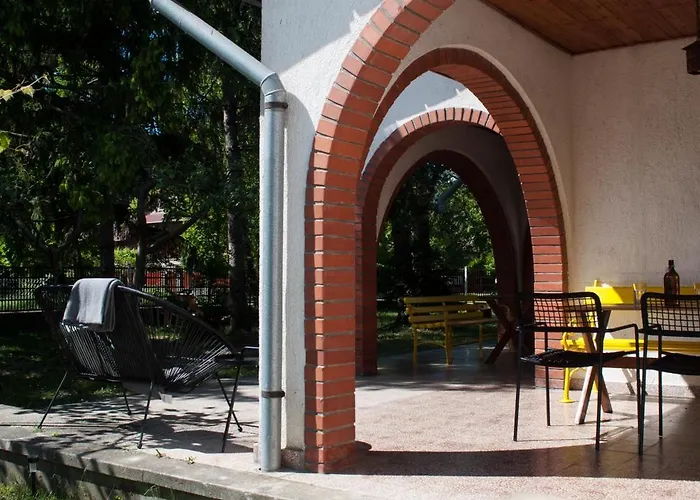 アパート Endretro *